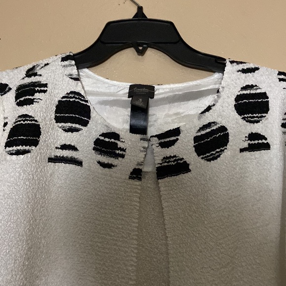 Travelers Collection by Chicos long tunic - Picture 6 of 13